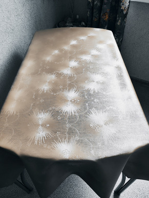 Скатерть цветная pelle салют 140x160см