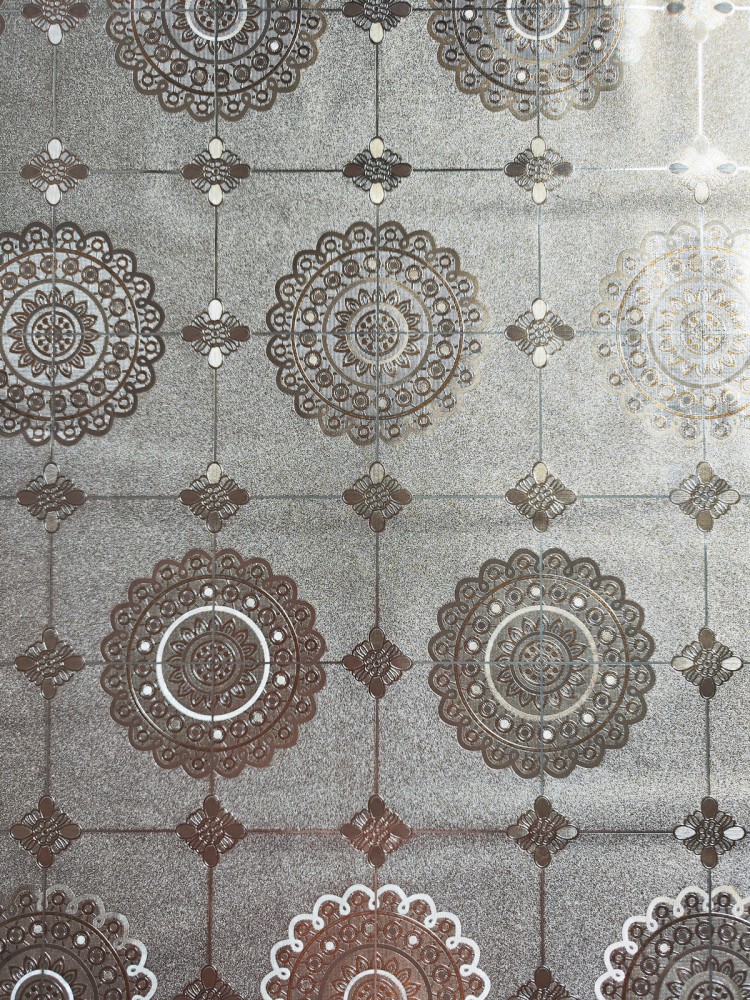 Скатерть цветная metallic классика 137x220см
